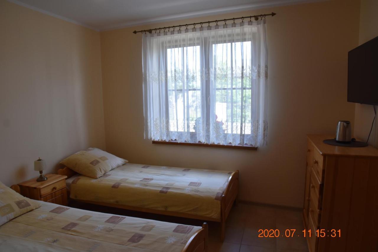 Apartamenty Przy Basenie Blisko Morza Brown Пуцк Екстериор снимка